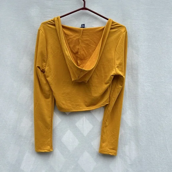 Uk2la Cropped Light Sweater - Picture 5 of 5